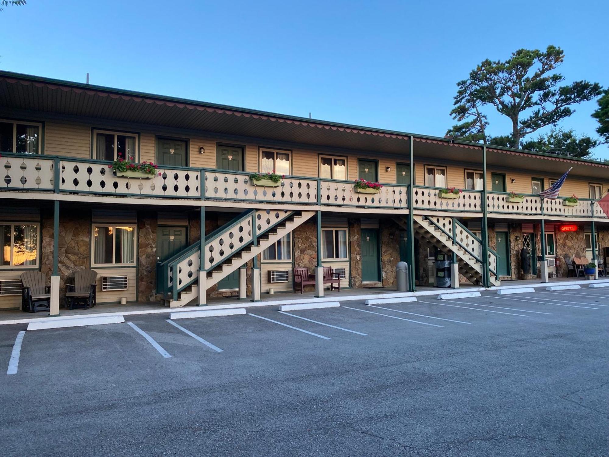 Edelweiss Inn Eureka Springs Exterior photo