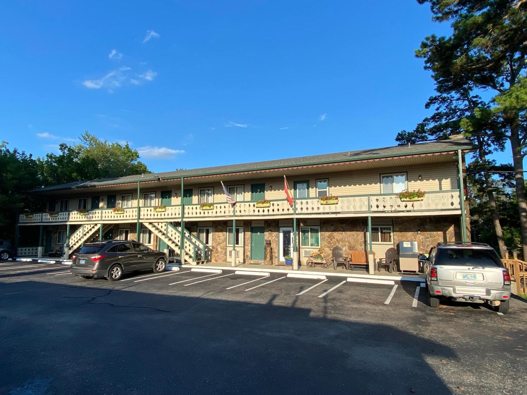 Edelweiss Inn Eureka Springs Exterior photo